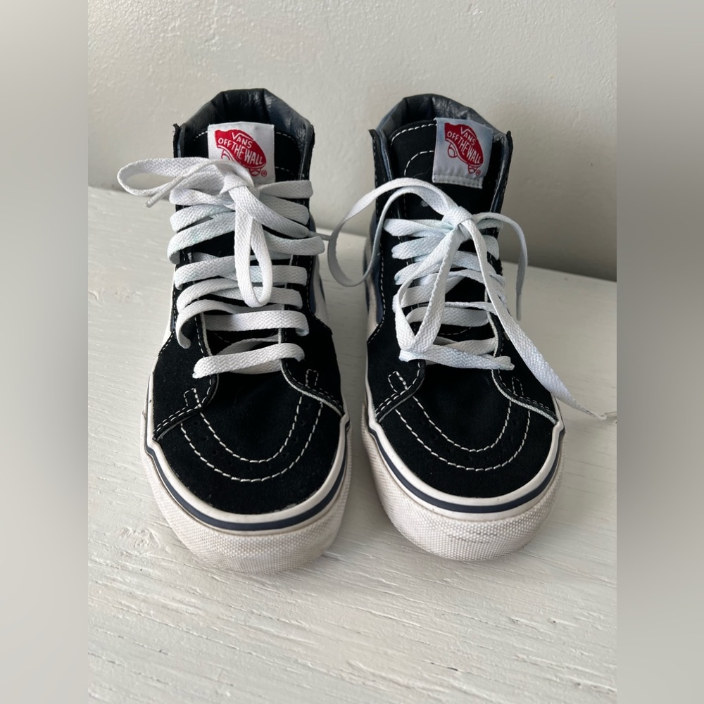 VANS OF THE WALL